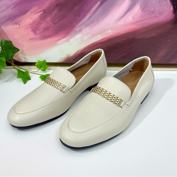 Vionic Charlotte Chain Detail Loafer in Off White Leather Size 6 - Picture 4 of 12